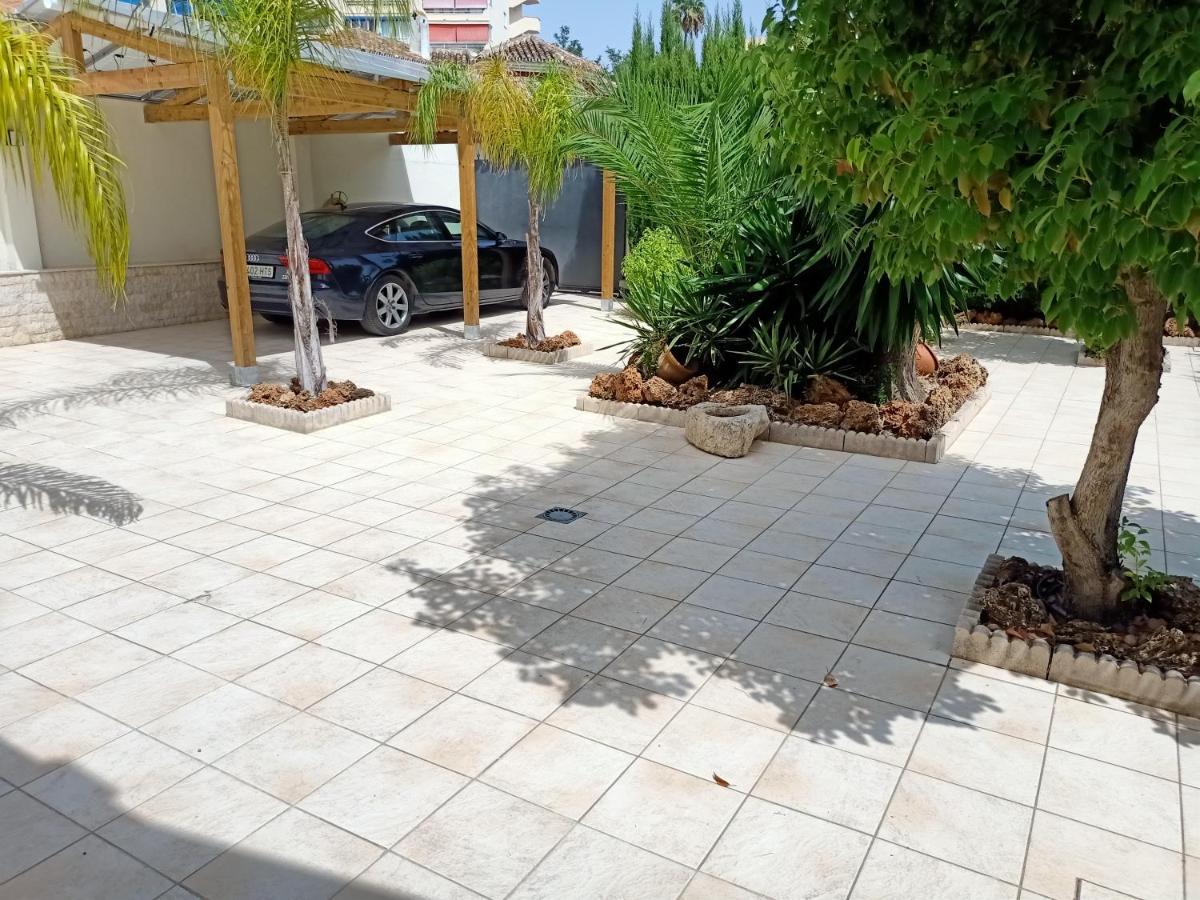 Villa De Lujo En 托雷莫利诺斯 外观 照片